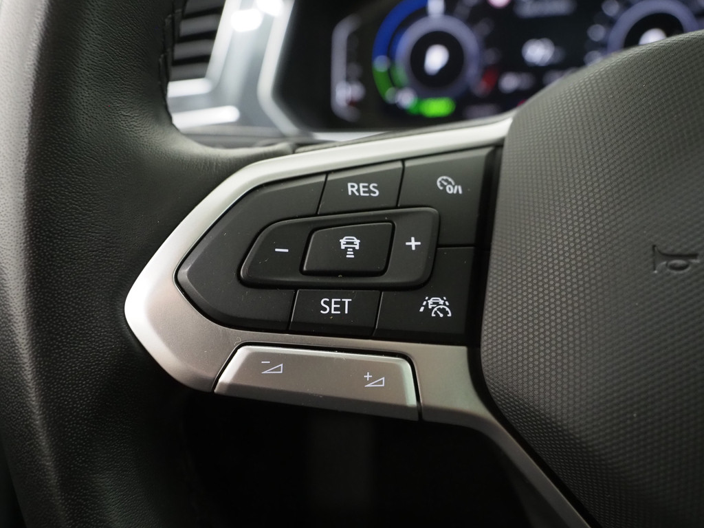 Volkswagen Tiguan 1.4 TSI eHybrid Elegance 59