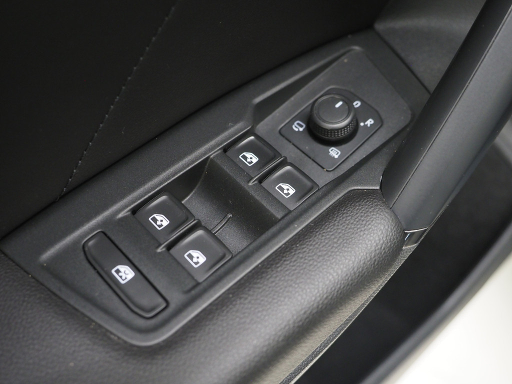 Volkswagen Tiguan 1.4 TSI eHybrid Elegance Exclusive 18