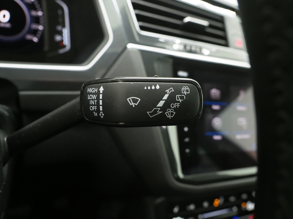 Volkswagen Tiguan 1.4 TSI eHybrid Elegance Exclusive 24