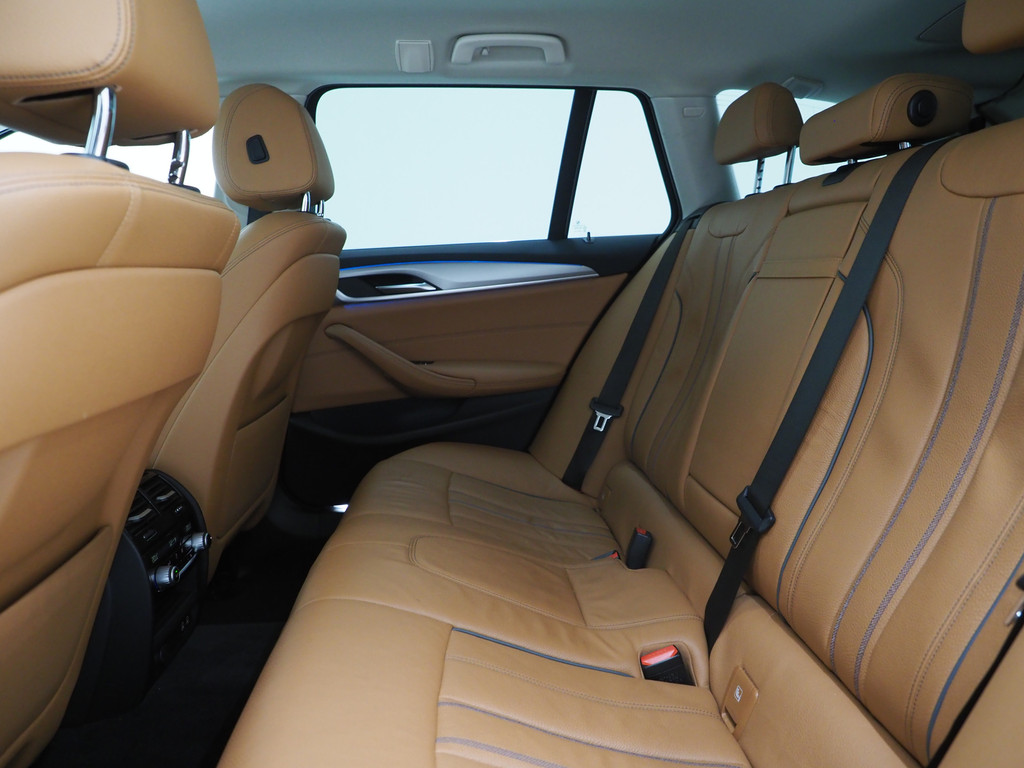 BMW 5 Serie Touring 520e 37