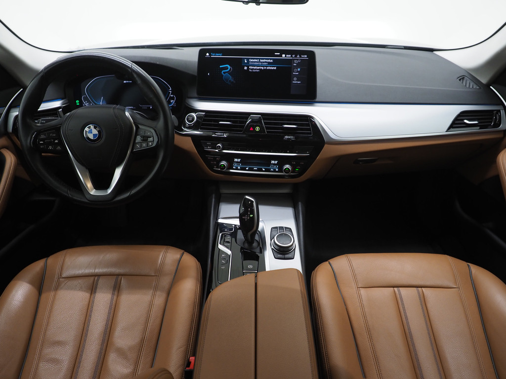BMW 5 Serie Touring 520e 44