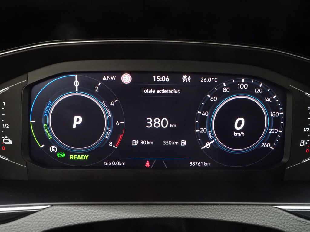 Volkswagen Passat Variant 1.4 TSI PHEV GTE 26