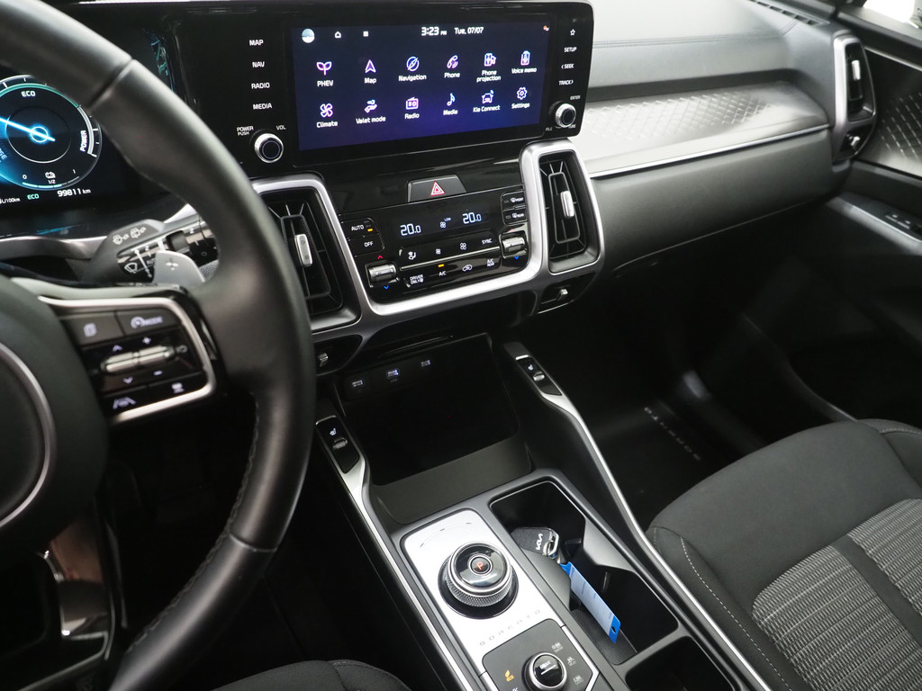 Kia Sorento 1.6 T-GDI Plug-in Hybrid 4WD 7p. 76