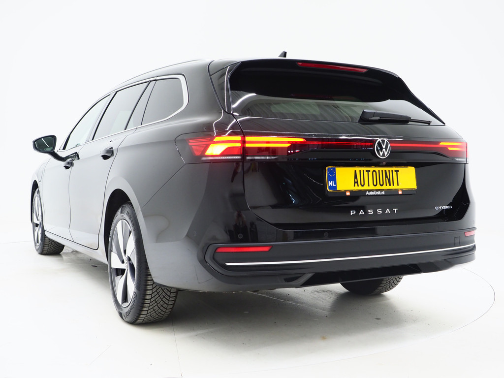 Volkswagen Passat Variant 1.5 eHybrid 204PK 2