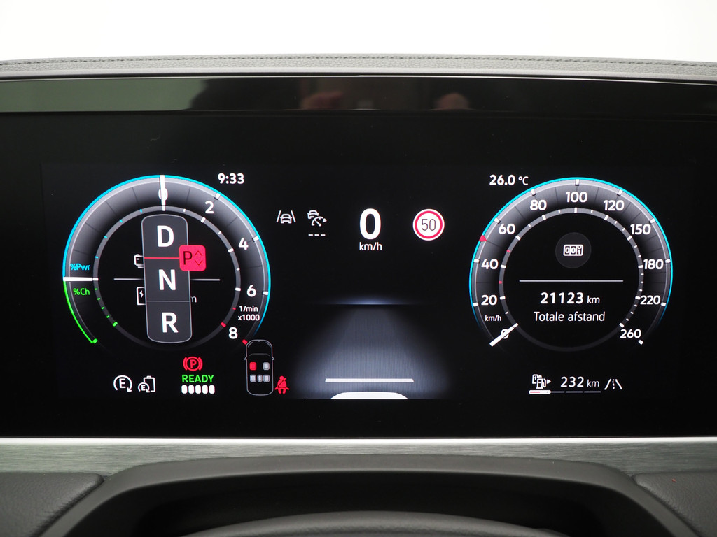 Volkswagen Passat Variant 1.5 eHybrid 204PK 26