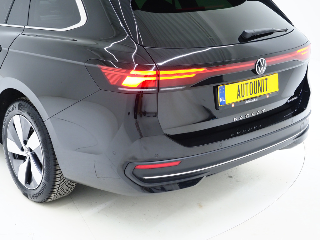 Volkswagen Passat Variant 1.5 eHybrid 204PK 58