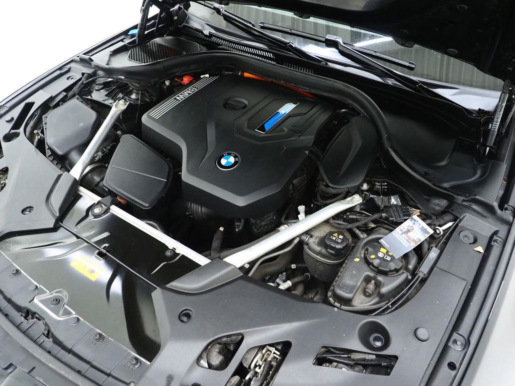 BMW 5 Serie Touring 530e M Sport Shadow Line 49