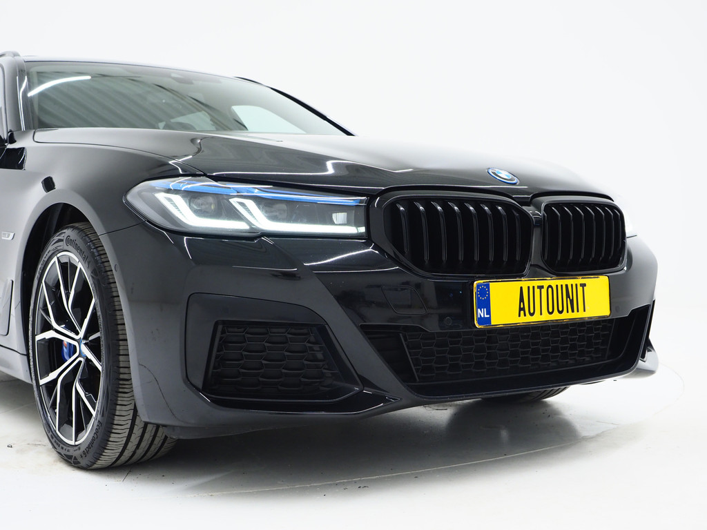 BMW 5 Serie Touring 530e M Sport Shadow Line 54