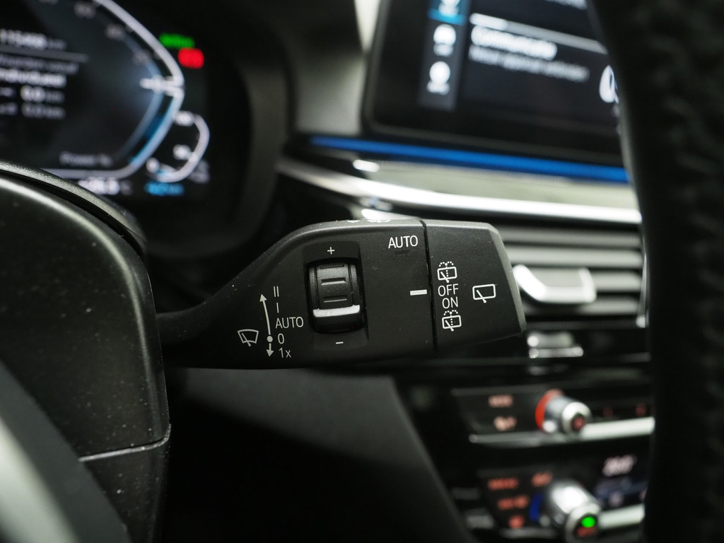 BMW 5 Serie Touring 530e M Sport Shadow Line 68