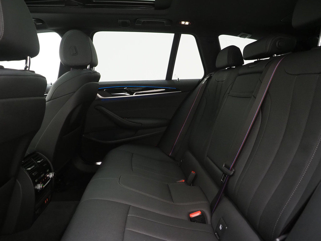 BMW 5 Serie Touring 530e M Sport Shadow Line 80
