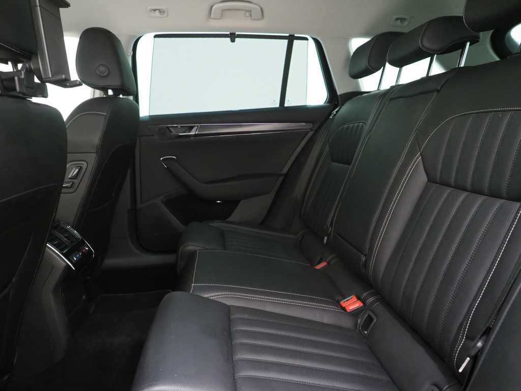 Škoda Superb Combi 1.4 TSI iV Style 40