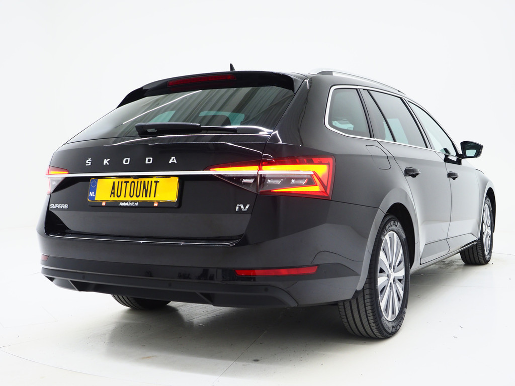 Škoda Superb Combi 1.4 TSI iV Style 53