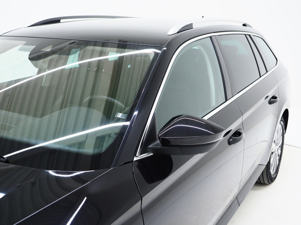 Škoda Superb Combi 1.4 TSI iV Style 57