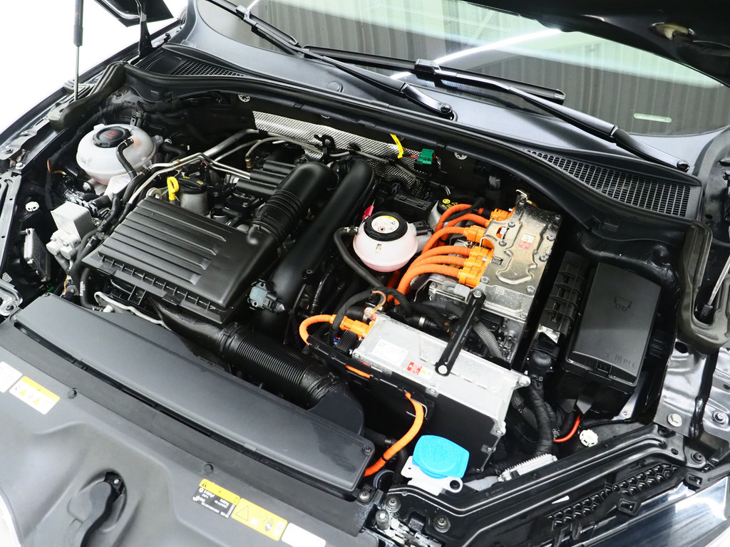 Škoda Superb Combi 1.4 TSI iV Style 6