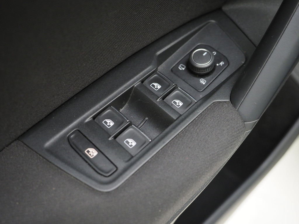Volkswagen Tiguan 1.4 TSI eHybrid Elegance 58