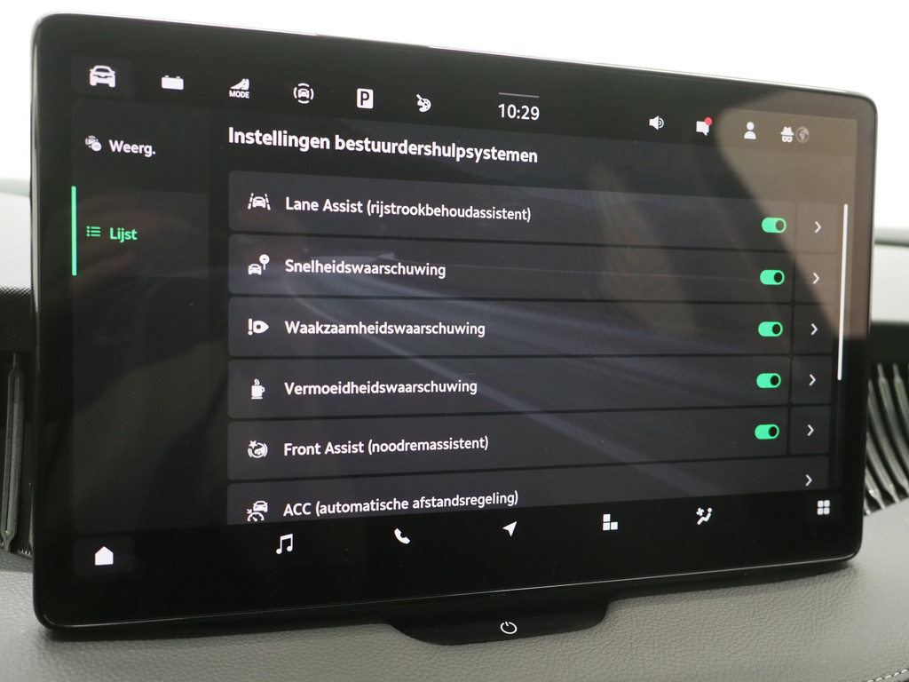 Škoda Superb Combi 1.5 TSI PHEV Laurin & Klement 32