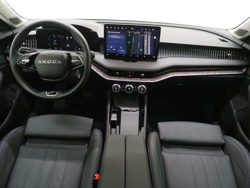 Škoda Superb Combi 1.5 TSI PHEV Laurin & Klement 4