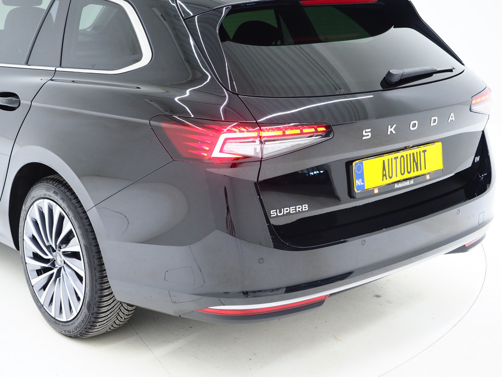 Škoda Superb Combi 1.5 TSI PHEV Laurin & Klement 61