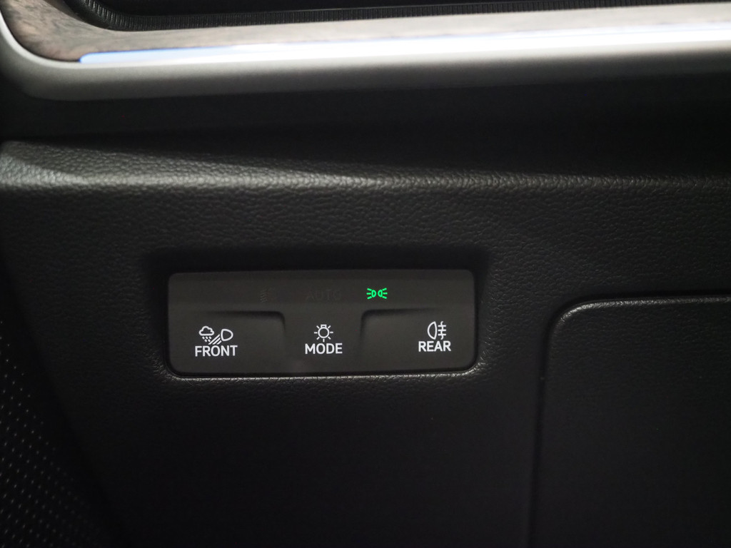 Škoda Superb Combi 1.5 TSI PHEV Laurin & Klement 70