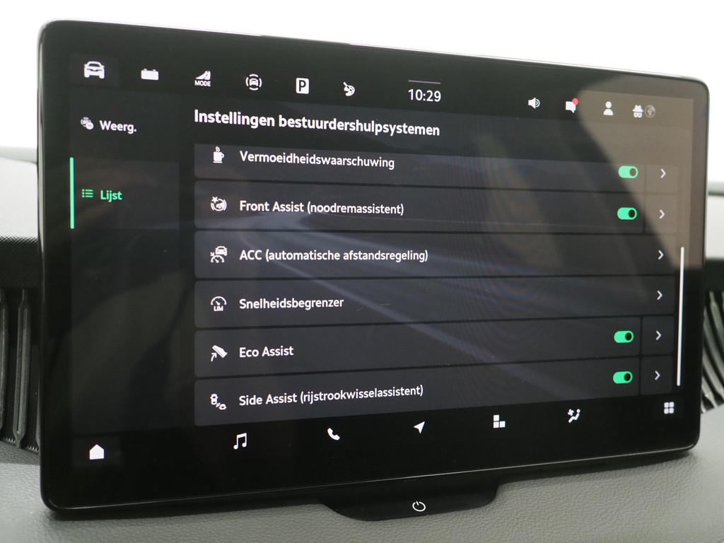Škoda Superb Combi 1.5 TSI PHEV Laurin & Klement 81