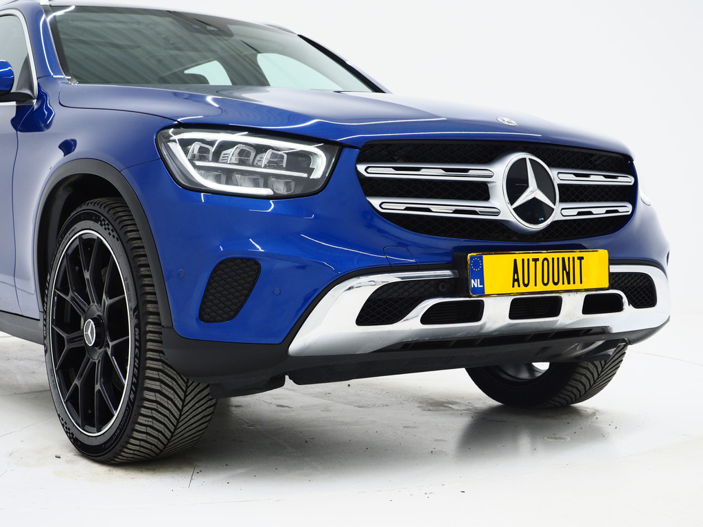Mercedes-Benz GLC 300e 4MATIC Premium Plus 11