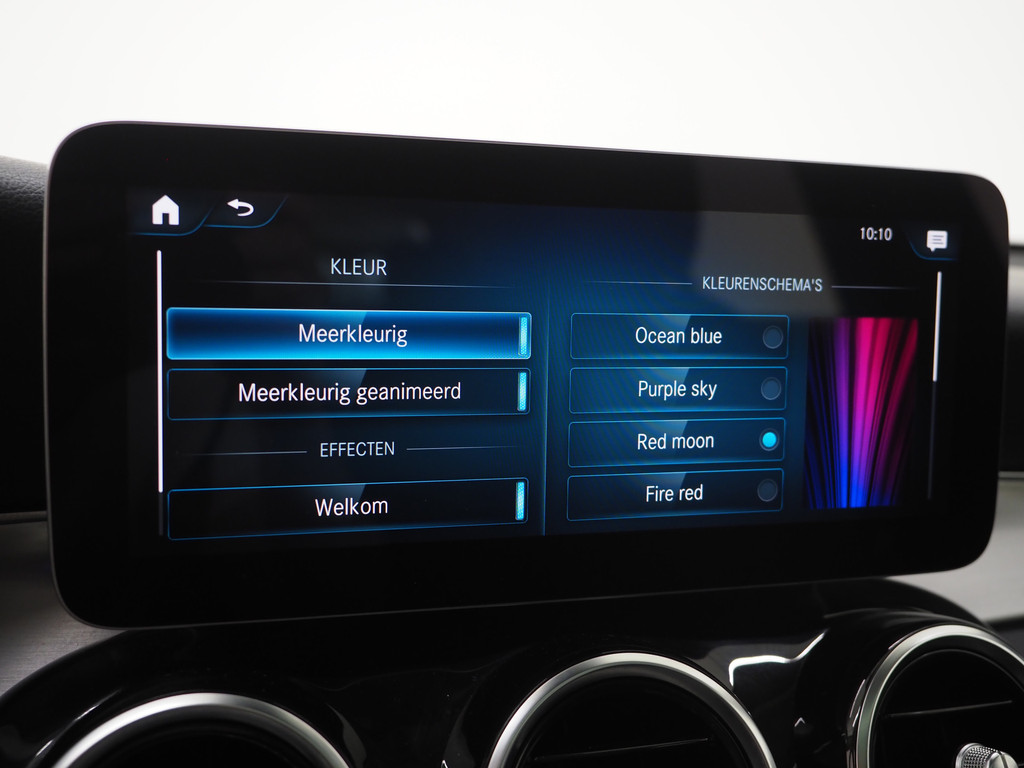 Mercedes-Benz GLC 300e 4MATIC Premium Plus 31
