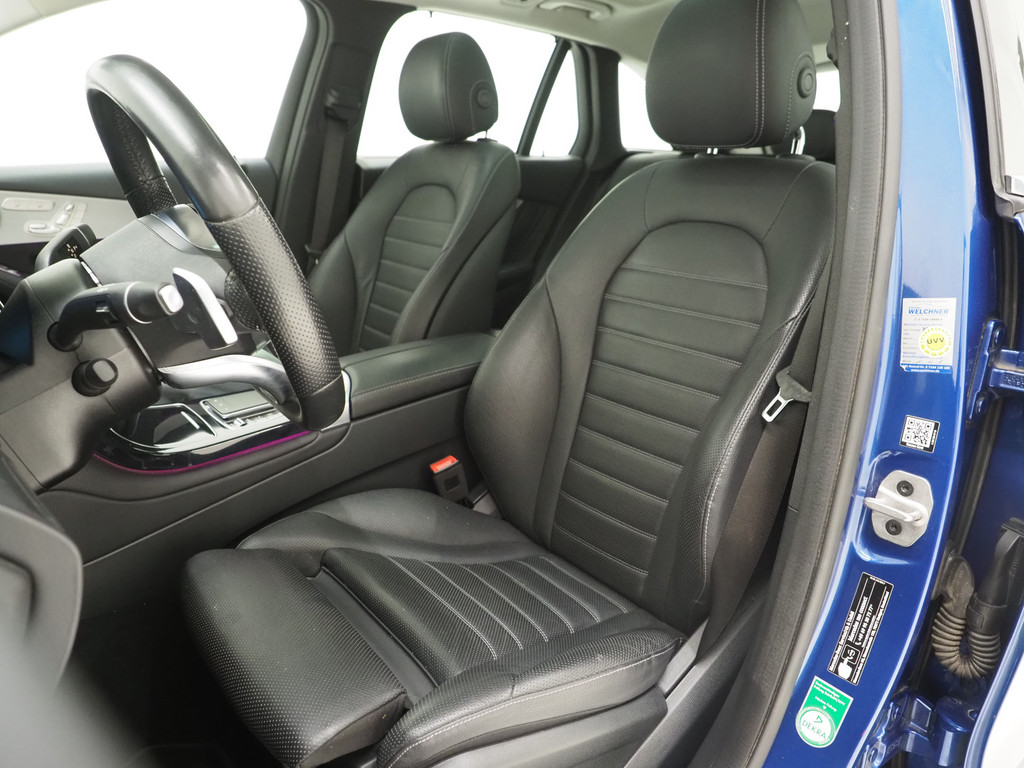 Mercedes-Benz GLC 300e 4MATIC Premium Plus 47