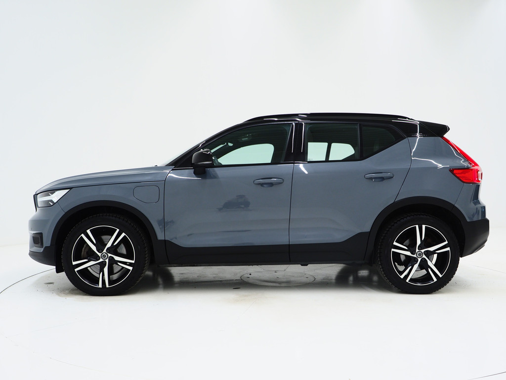 Volvo XC40 1.5 T5 Recharge R-Design 1