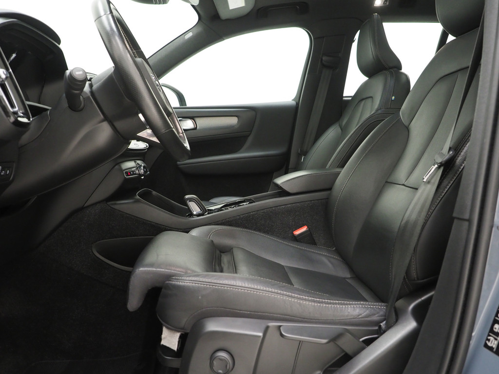 Volvo XC40 1.5 T5 Recharge R-Design 16