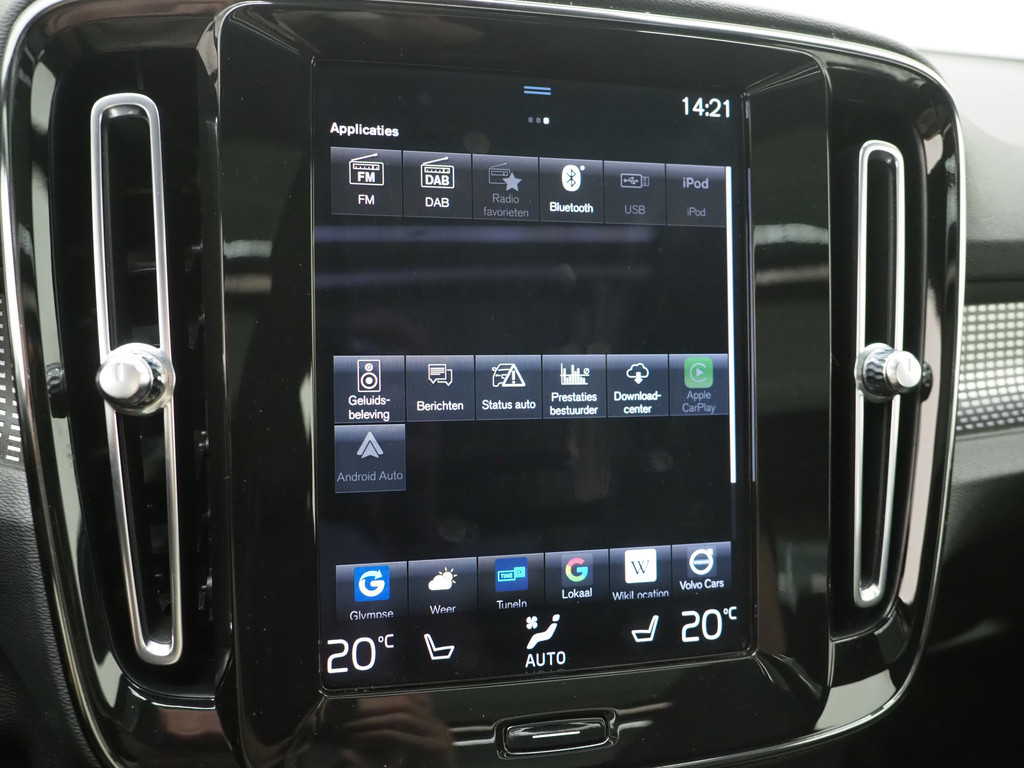 Volvo XC40 1.5 T5 Recharge R-Design 29
