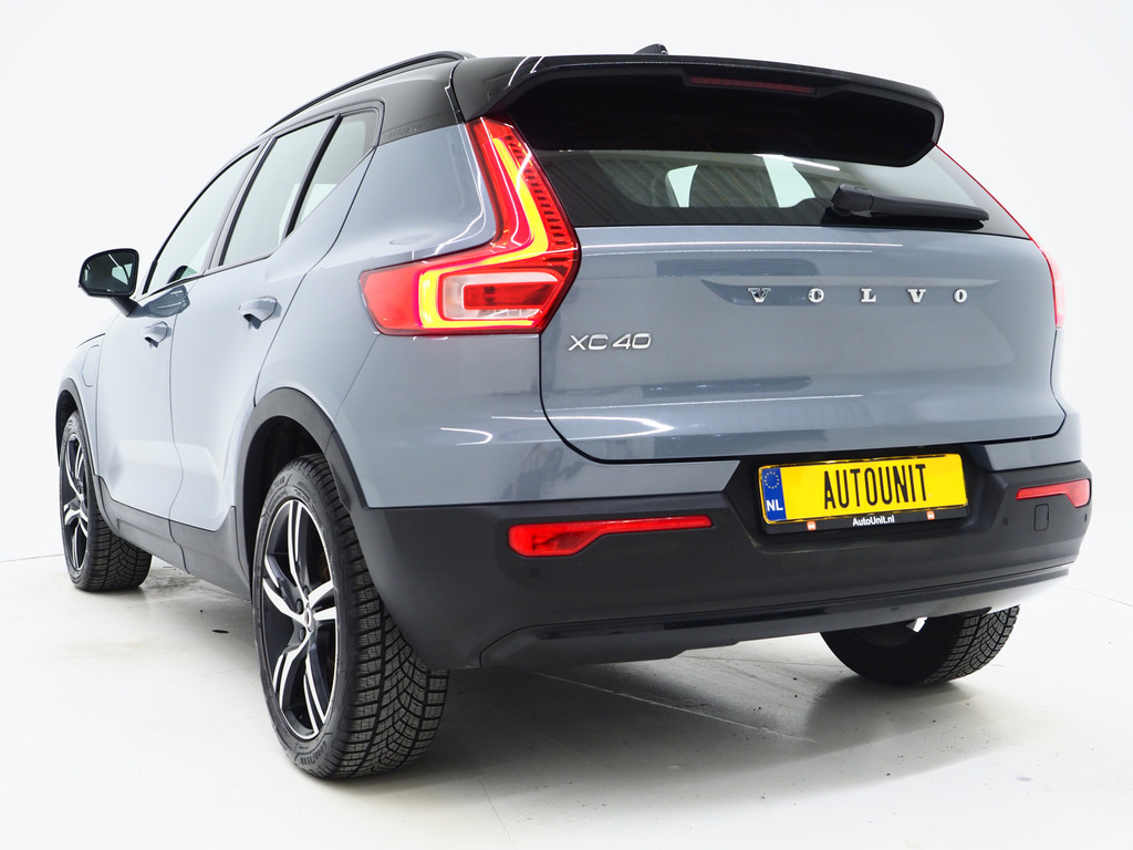 Volvo XC40 1.5 T5 Recharge R-Design 44