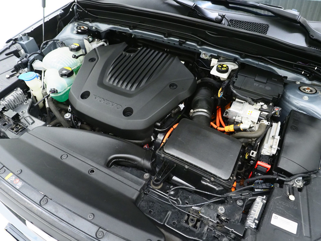Volvo XC40 1.5 T5 Recharge R-Design 48