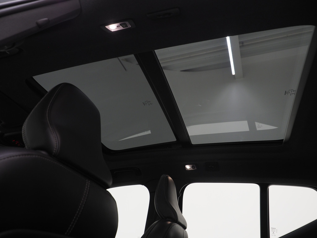 Volvo XC40 1.5 T5 Recharge R-Design 79
