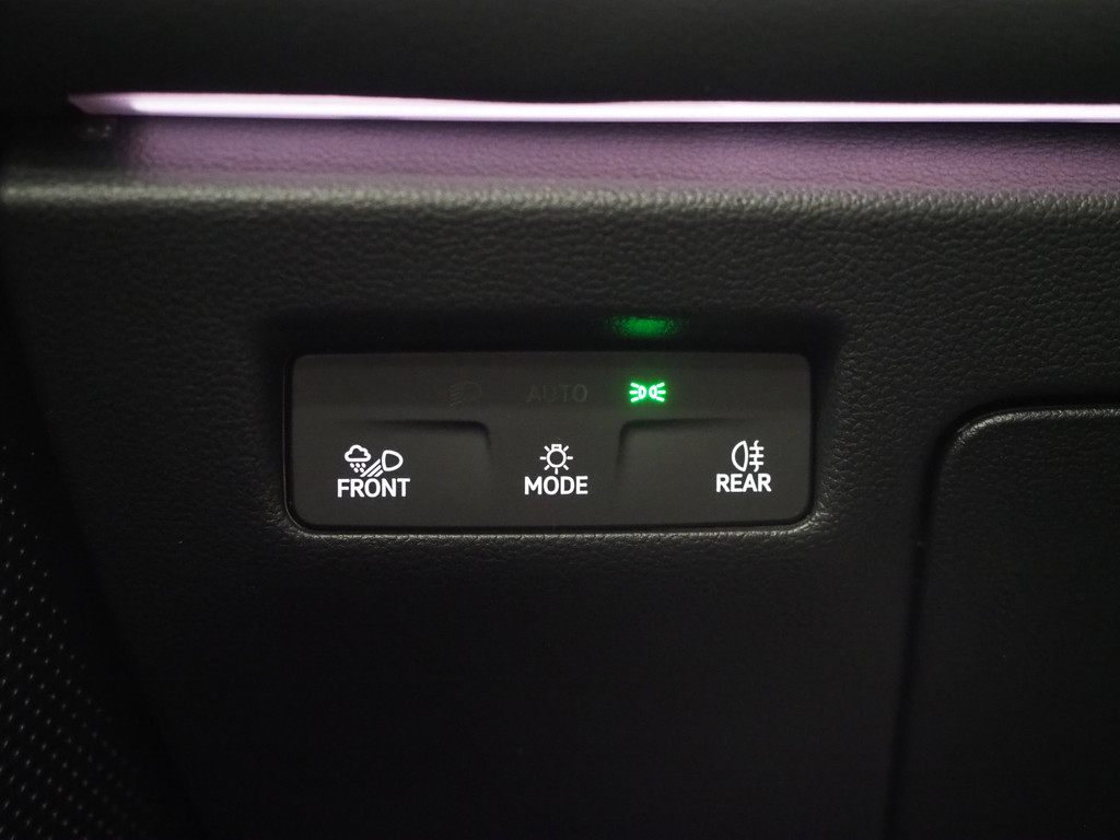 Volkswagen Passat Variant 1.5 eHybrid Elegance 22