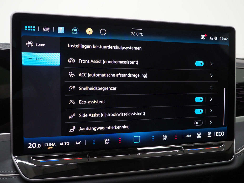 Volkswagen Passat Variant 1.5 eHybrid Elegance 32
