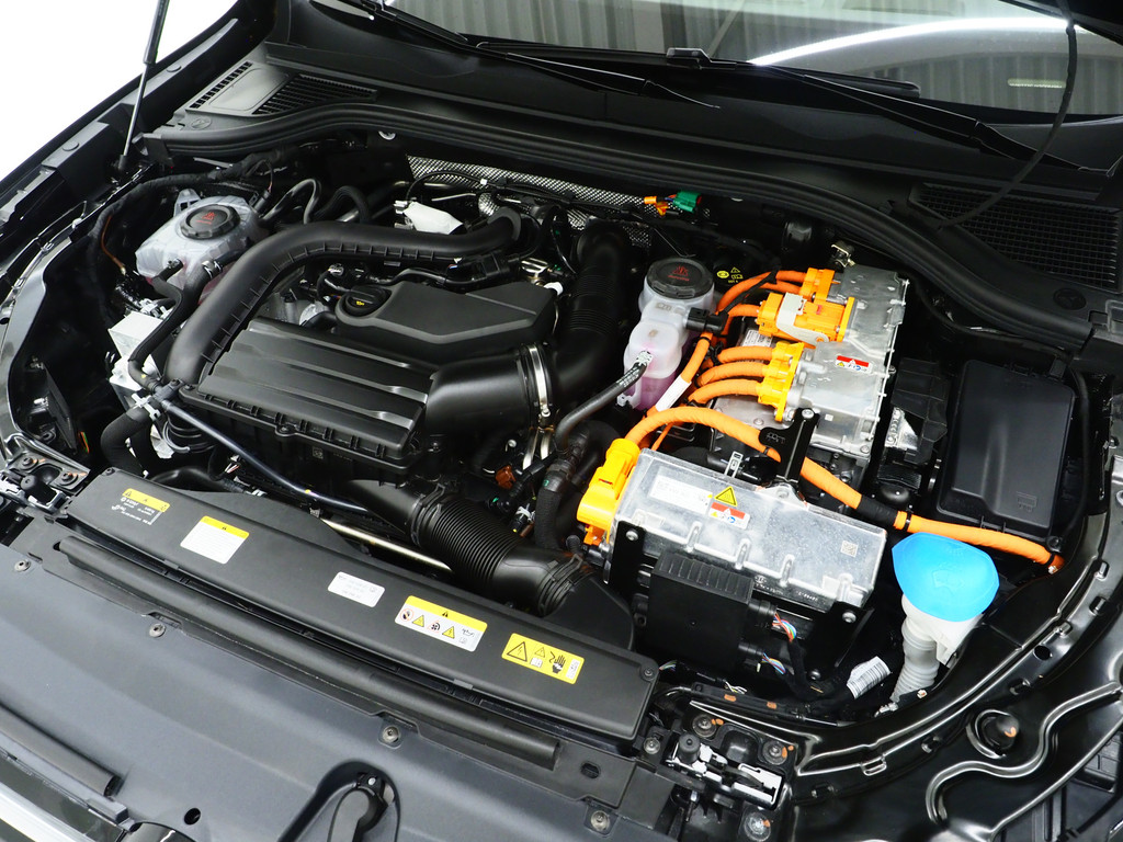 Volkswagen Passat Variant 1.5 eHybrid Elegance 6