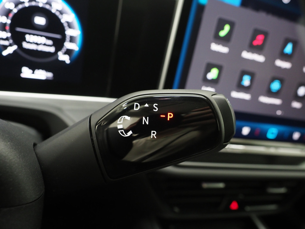 Volkswagen Passat Variant 1.5 eHybrid Elegance 75