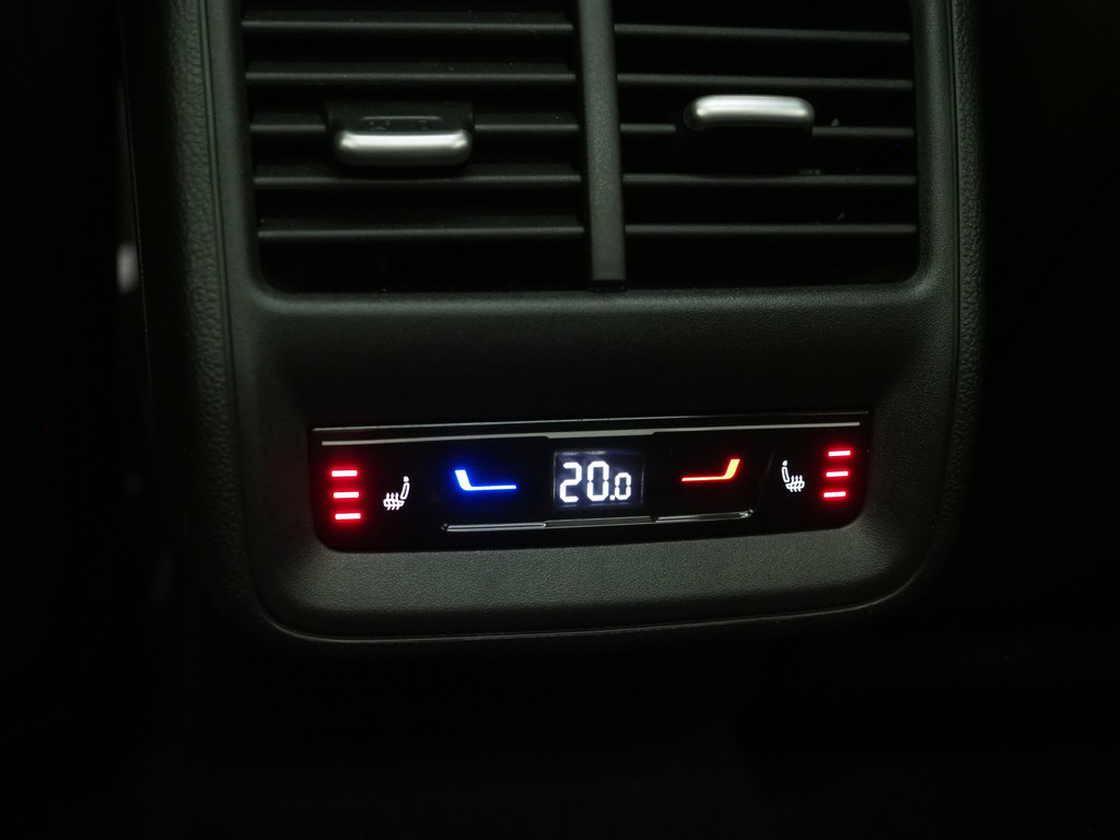 Volkswagen Passat Variant 1.5 eHybrid Elegance 90