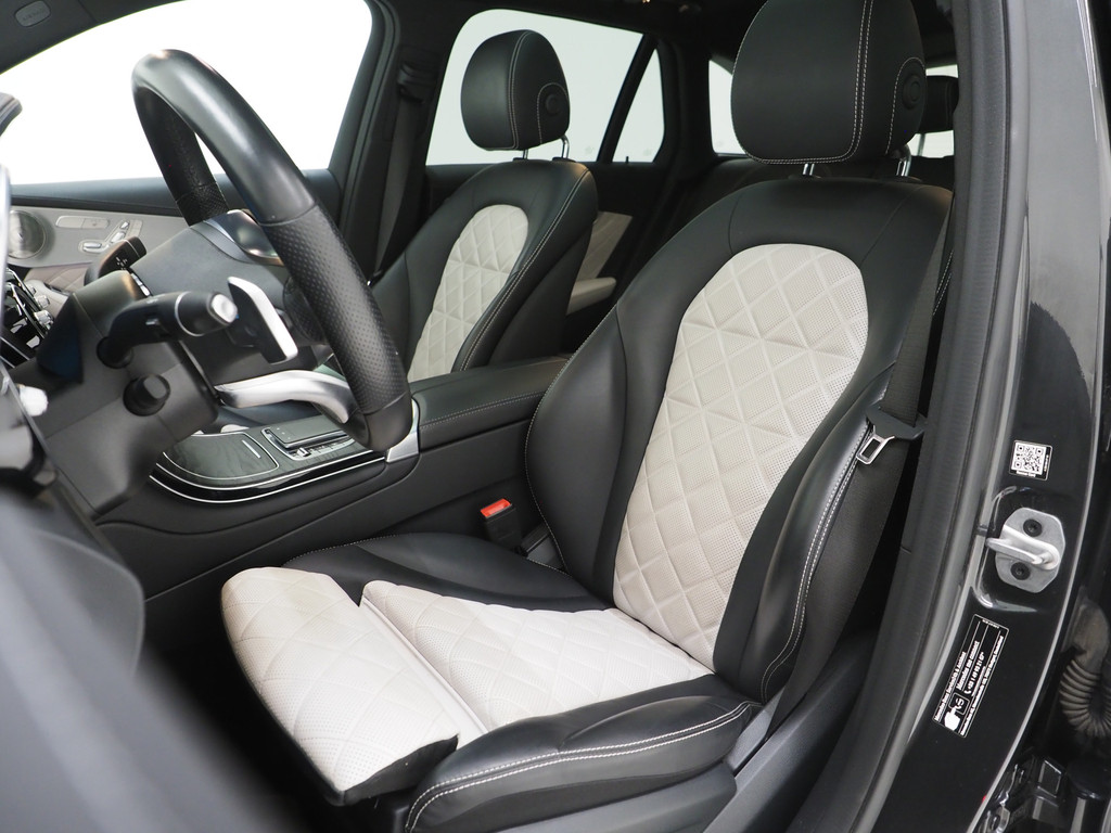 Mercedes-Benz GLC 300e 4MATIC AMG Manufaktur 3