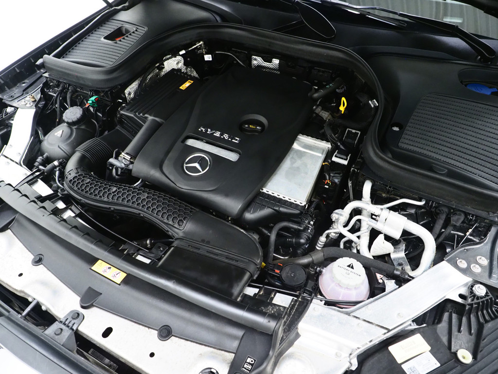 Mercedes-Benz GLC 300e 4MATIC AMG Manufaktur 47