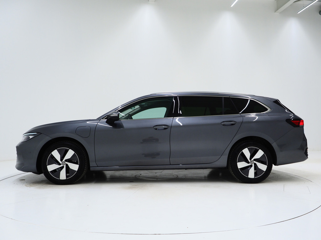 Volkswagen Passat Variant 1.5 eHybrid 204PK 1