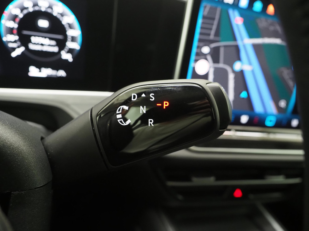 Volkswagen Passat Variant 1.5 eHybrid 204PK 70
