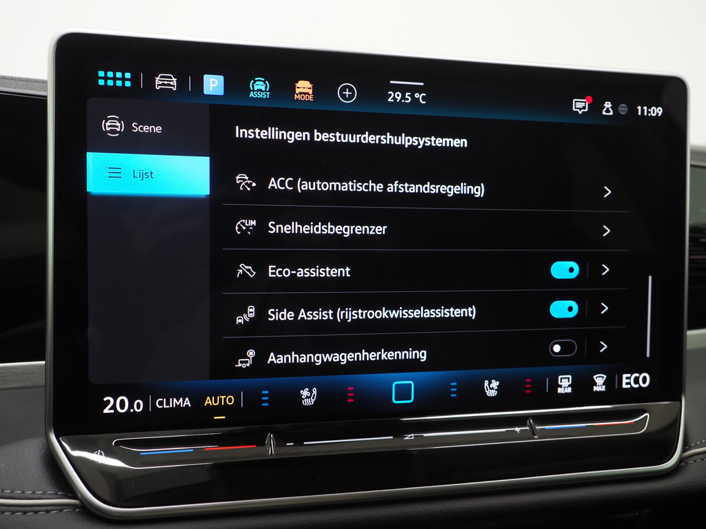 Volkswagen Passat Variant 1.5 eHybrid 204PK 77