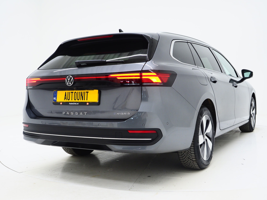 Volkswagen Passat Variant 1.5 eHybrid 204PK 8