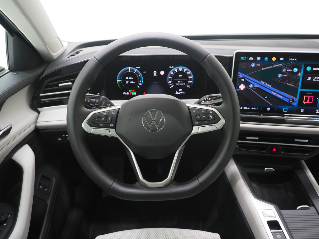 Volkswagen Passat Variant 1.5 eHybrid Elegance 37