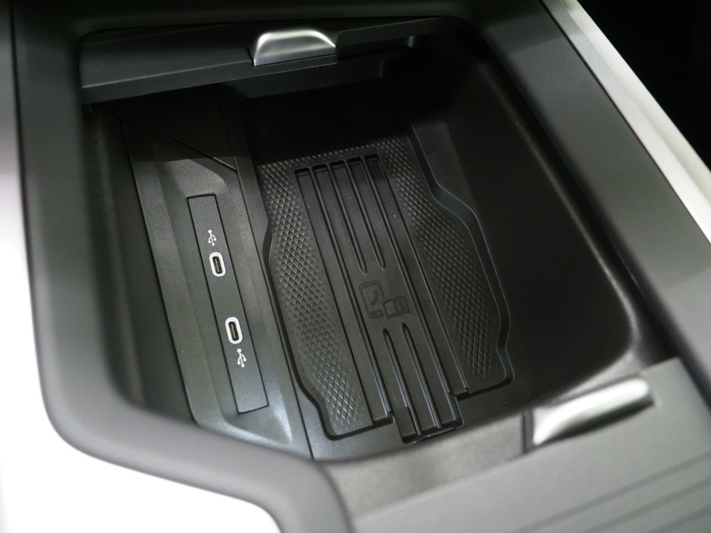 Volkswagen Passat Variant 1.5 eHybrid Elegance 78