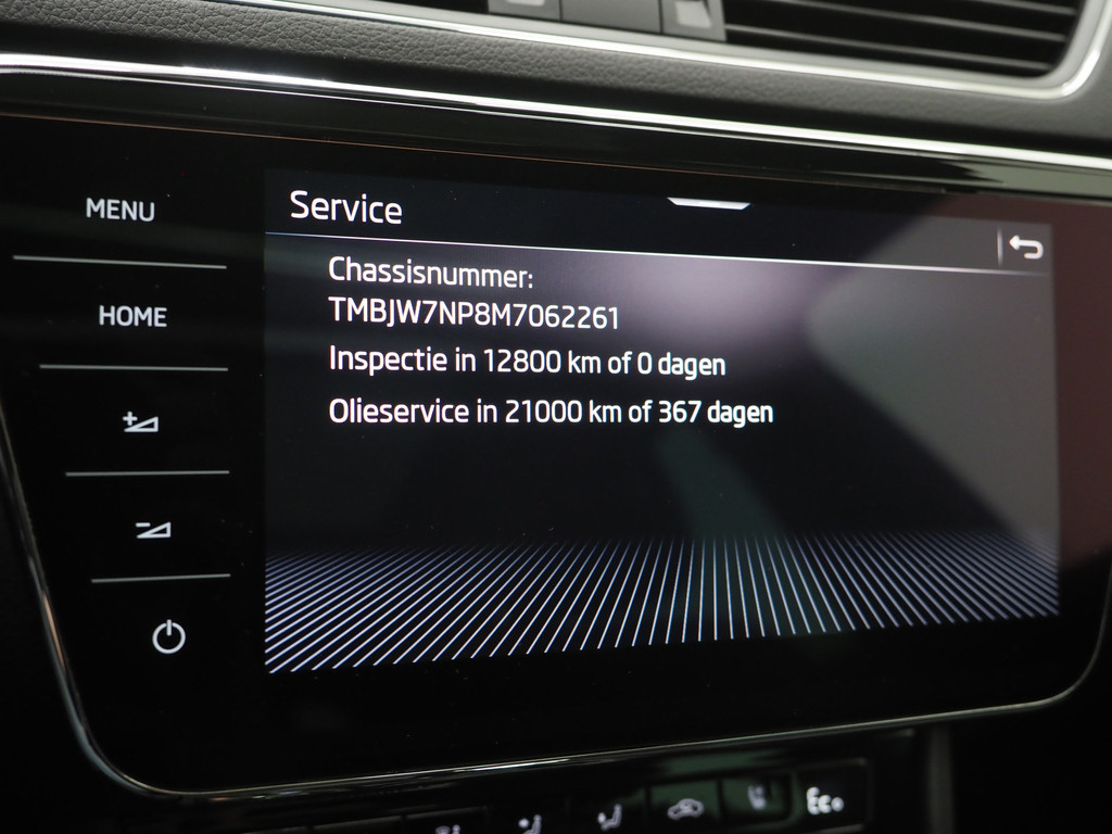 Škoda Superb Combi 1.4 TSI iV Laurin & Klement 77