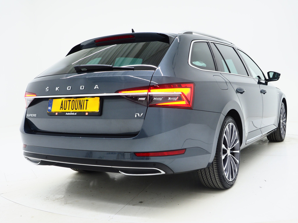 Škoda Superb Combi 1.4 TSI iV Laurin & Klement 8