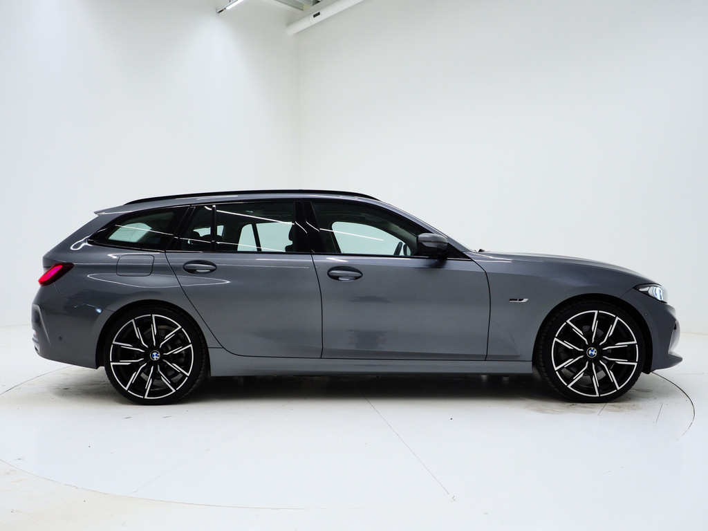 BMW 3 Serie Touring 320e xDrive LCI Shadowline 10
