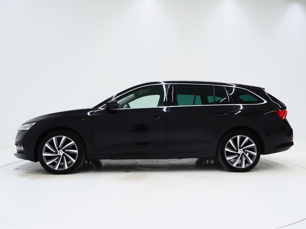 Škoda Octavia Combi 1.4 TSI iV PHEV 1
